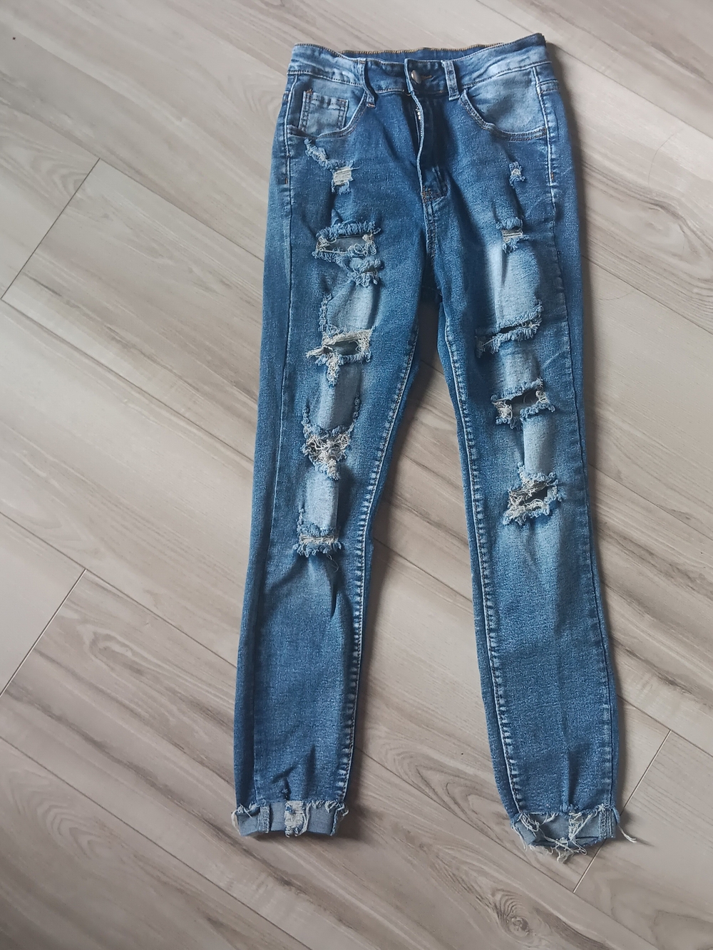 Women's Ripped Skinny Jeans - Blue Stretch Denim